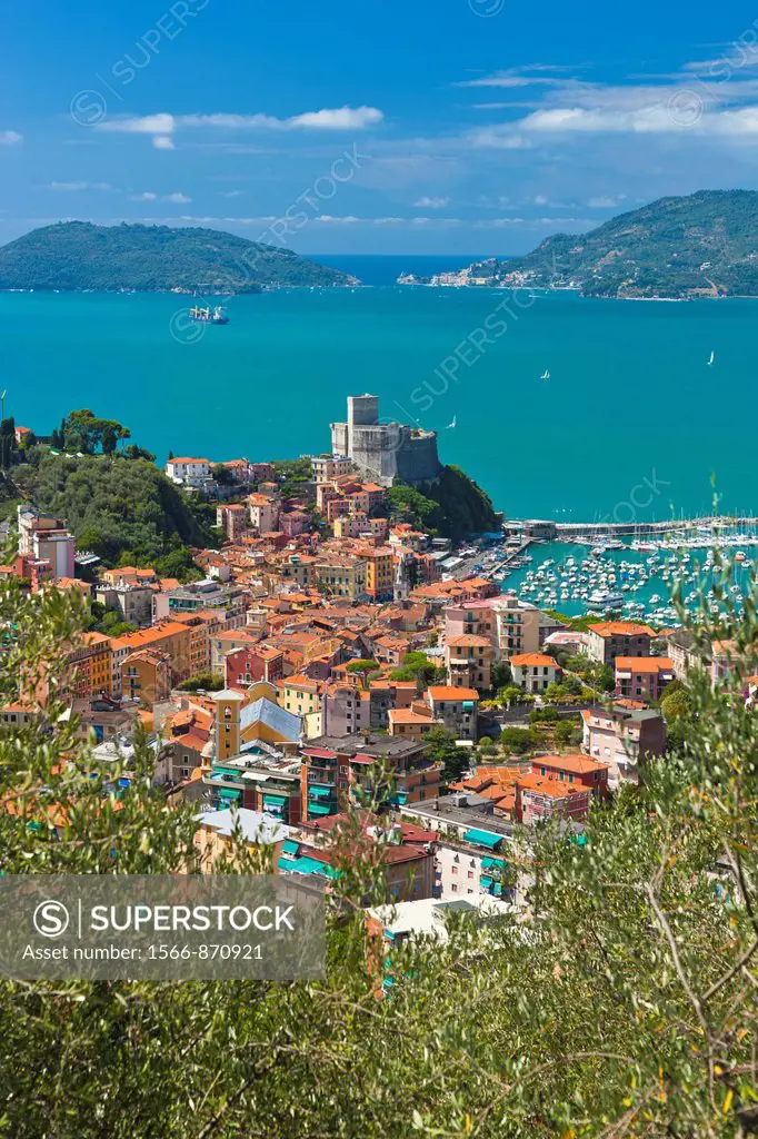 Lerici Castle and the Gulf of La Spezia, Province of La Spezia, Liguria, Italy, Europe