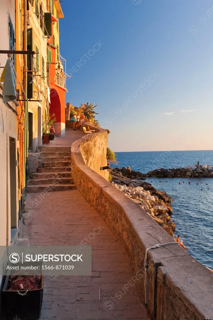 Riomaggiore, Cinque Terre National Park, Province of La Spezia, Liguria, Italy, Europe