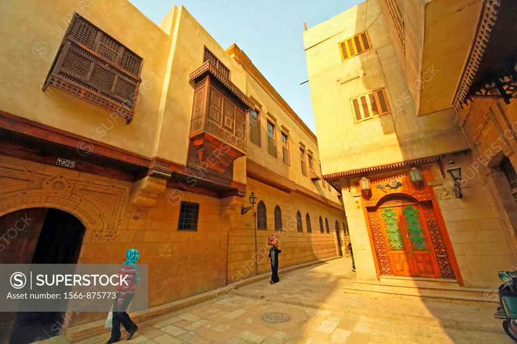 Arabic house (Bayt Al-Suhaymi)house of Al-Suhaymi,It was originally built in 1648 by Abd el-Wahab el-Tablawy, Darb al-Asfar , City of Cairo, Egypt,
