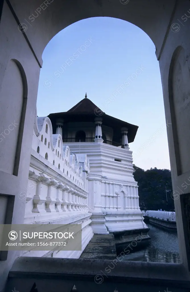 Temple of the Tooth Sri Dalada Maligawa with Pattirippuwa Octagon tower, Kandy, Sri Lanka