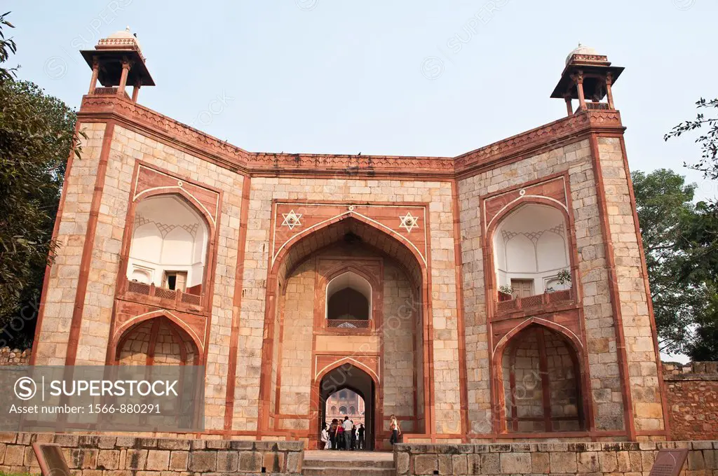 West Gate, Humayun´s Tomb, New Delhi, India
