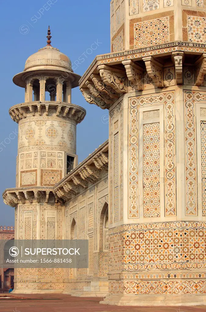 Itmad-Ud-Daulah´s Tomb, also known as Baby Taj Mahal, Agra, India