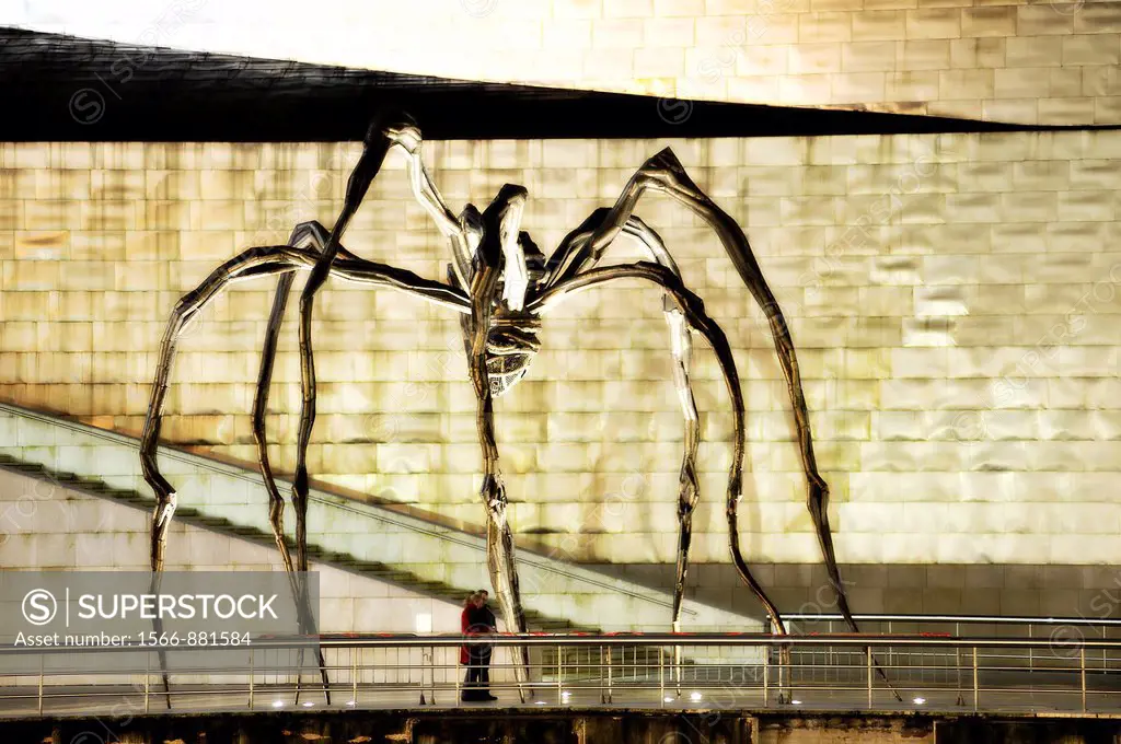 Louise Bourgeois Spider in Bilbao