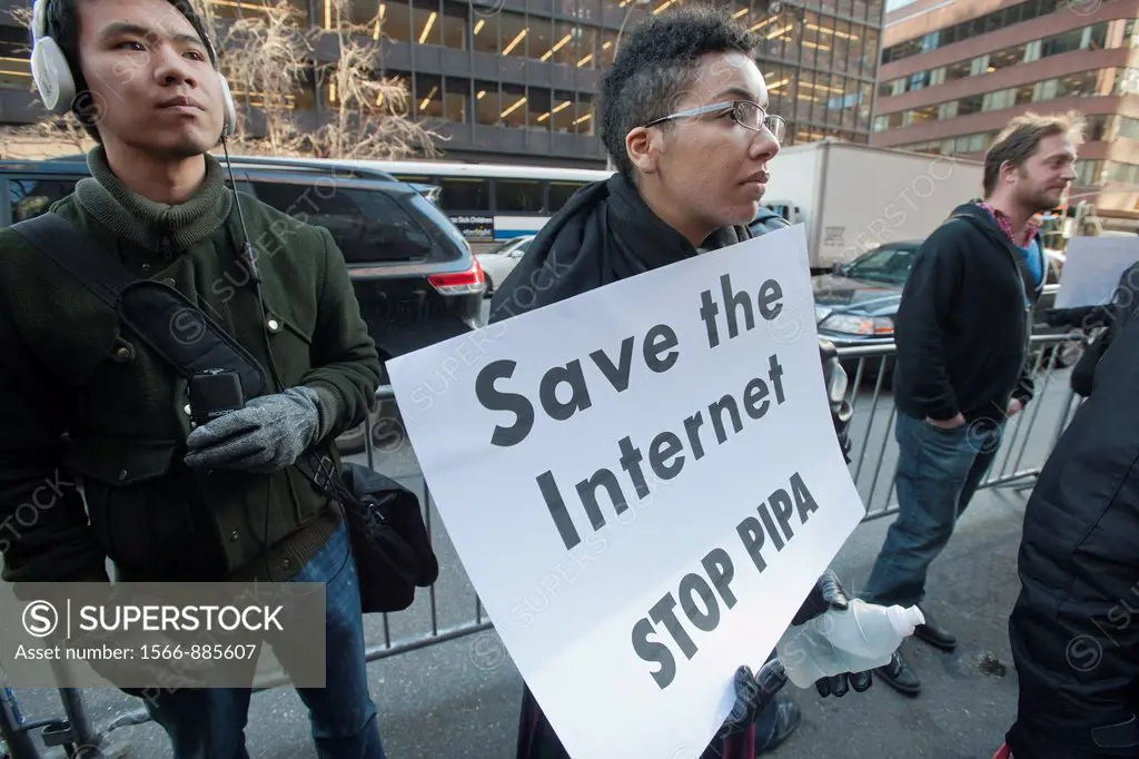 Several hundred members and supporters of the NY Tech Meetup group protest outside the offices of US Senators Kirsten Gillibrand and Charles Schumer i...