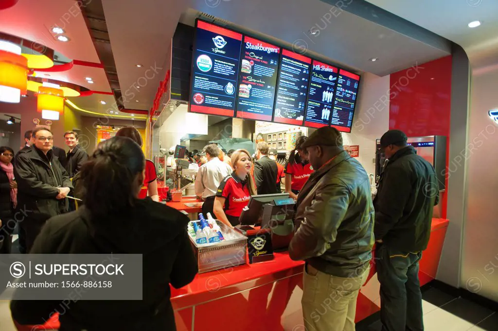 Hundreds of burger lovers descend on the new Steak ´n Shake Signature restaurant in New York on its grand opening day, Thursday, January 12, 2012  The...