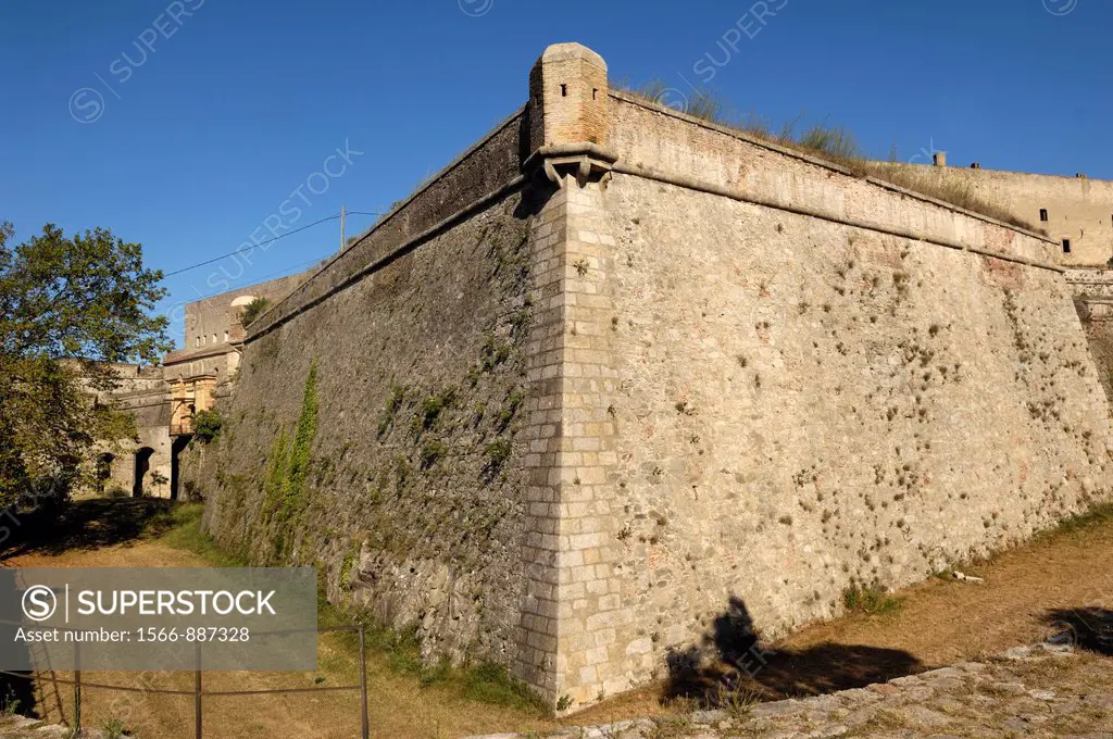 Fort de Bellegarde, Pyrénées Orientales, Llenguedoc-Rousillon, France