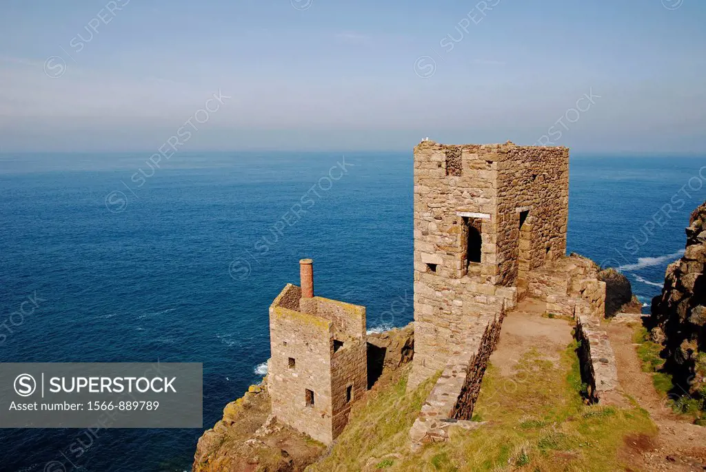 the crowns engine houses at the old bottalack tin ine near pendeen, in cornwall, england, uk
