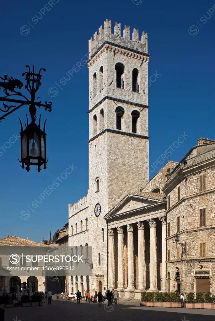 People Tower and Minerva Temple, Piazza del Comune, Assisi, Perugia, Umbria, Italy