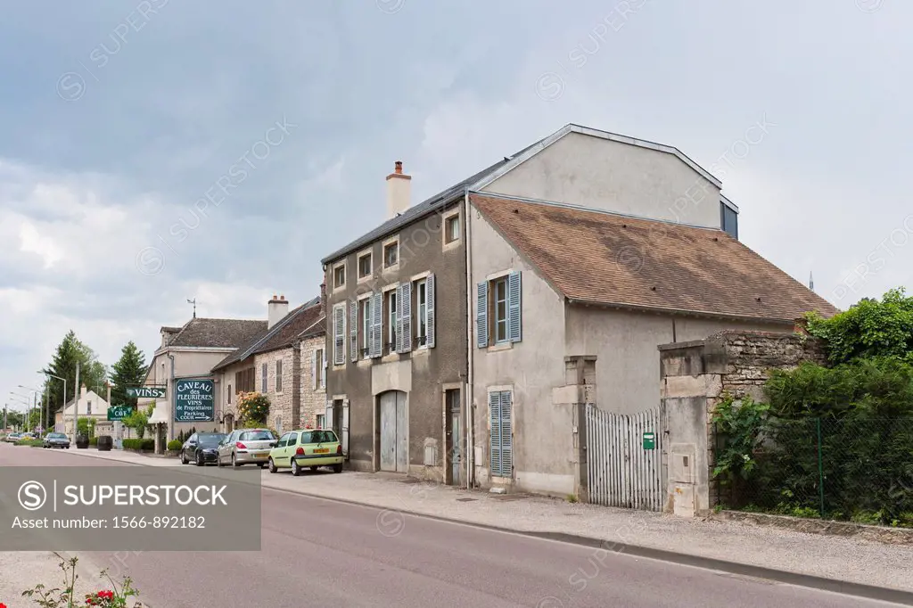 Buildings in the town of Nuits-Saint-Georges, Burgundy, France, Europe