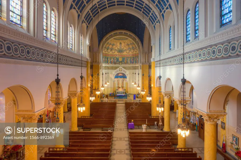 The beautiful interior of St  Mary´s Church, one of the churches in the Parish of the Resurrection, in Jersey City, New Jersey