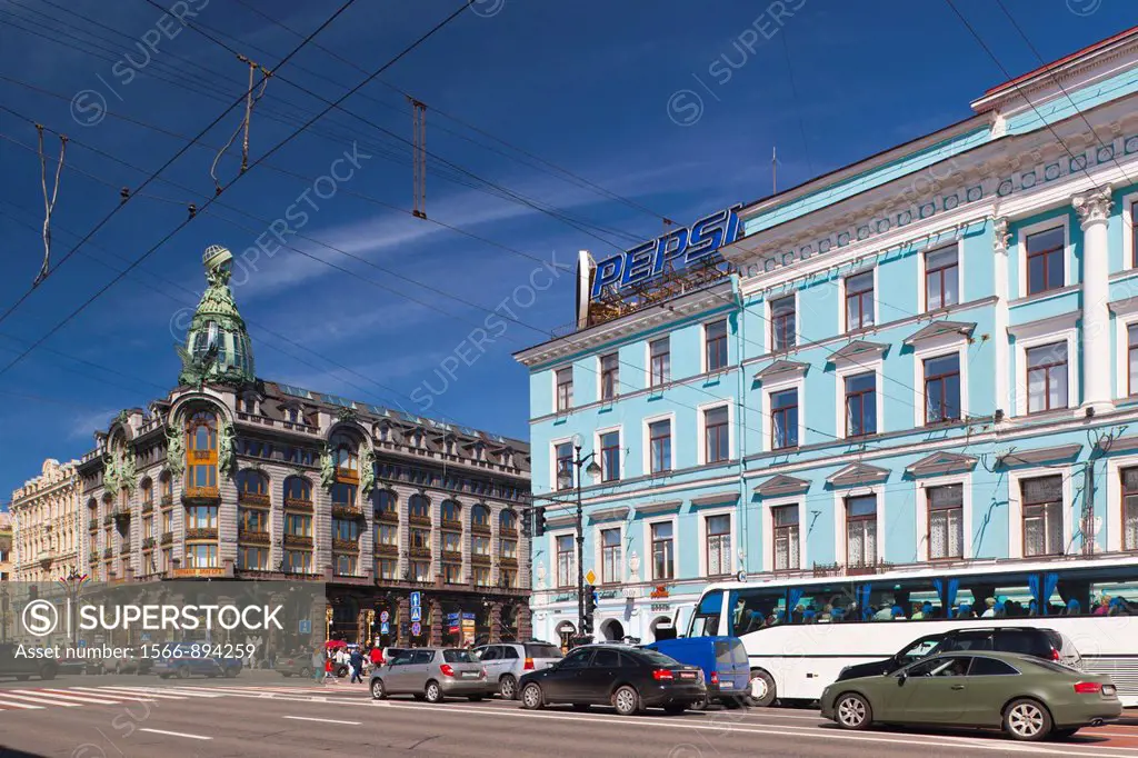 Russia, Saint Petersburg, Center, Nevsky Prospekt and Singer Building
