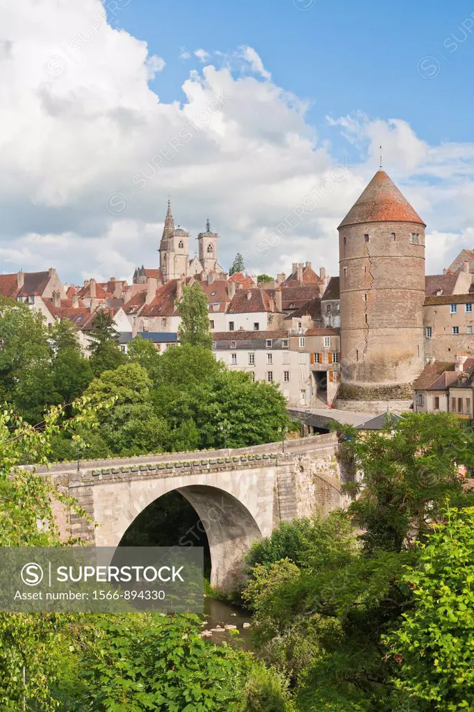 The historic village of Semur-en-Auxois, Burgundy, France, Europe