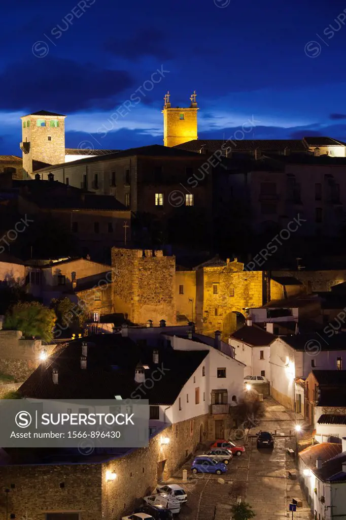 Spain, Extremadura Region, Caceres Province, Caceres, Ciudad Monumental, Old Town, elevated town view, dusk