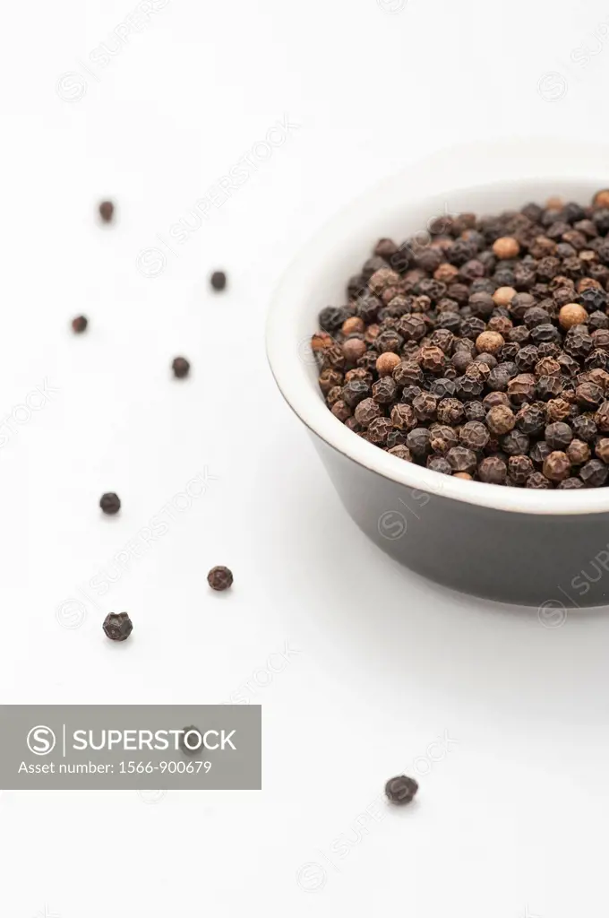 Black Peppercorn in a bowl