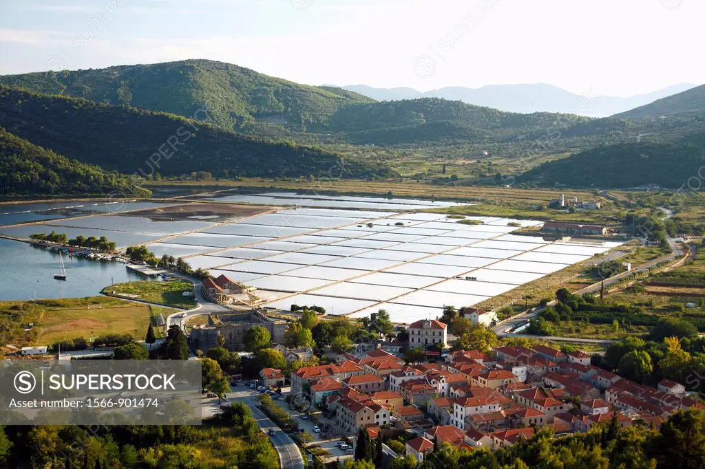 Town of Ston known for salt production, salt pans in the background, Peljesac peninsula, Croatia