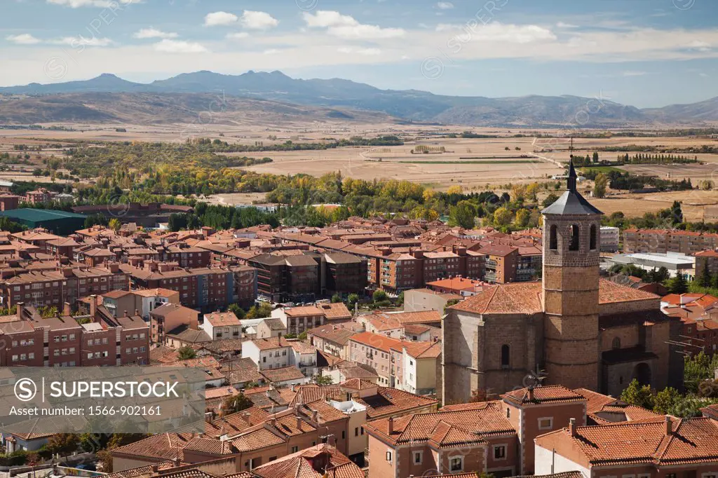 Spain, Castilla y Leon Region, Avila Province, Avila, elevated view of the Church of Santiago