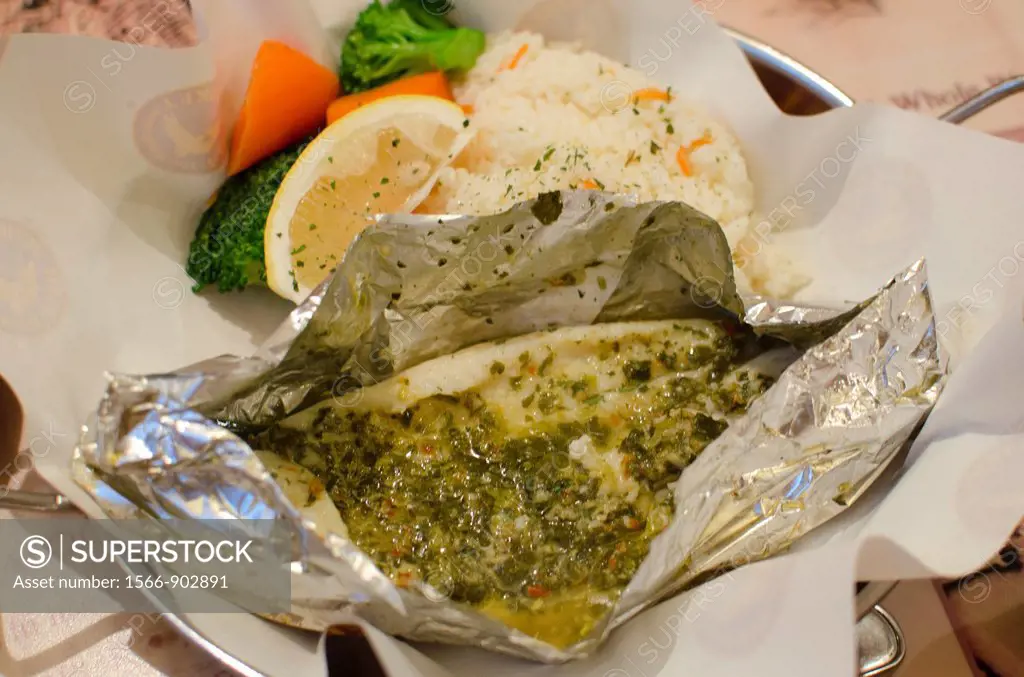 Dolly fish served with garlic breads