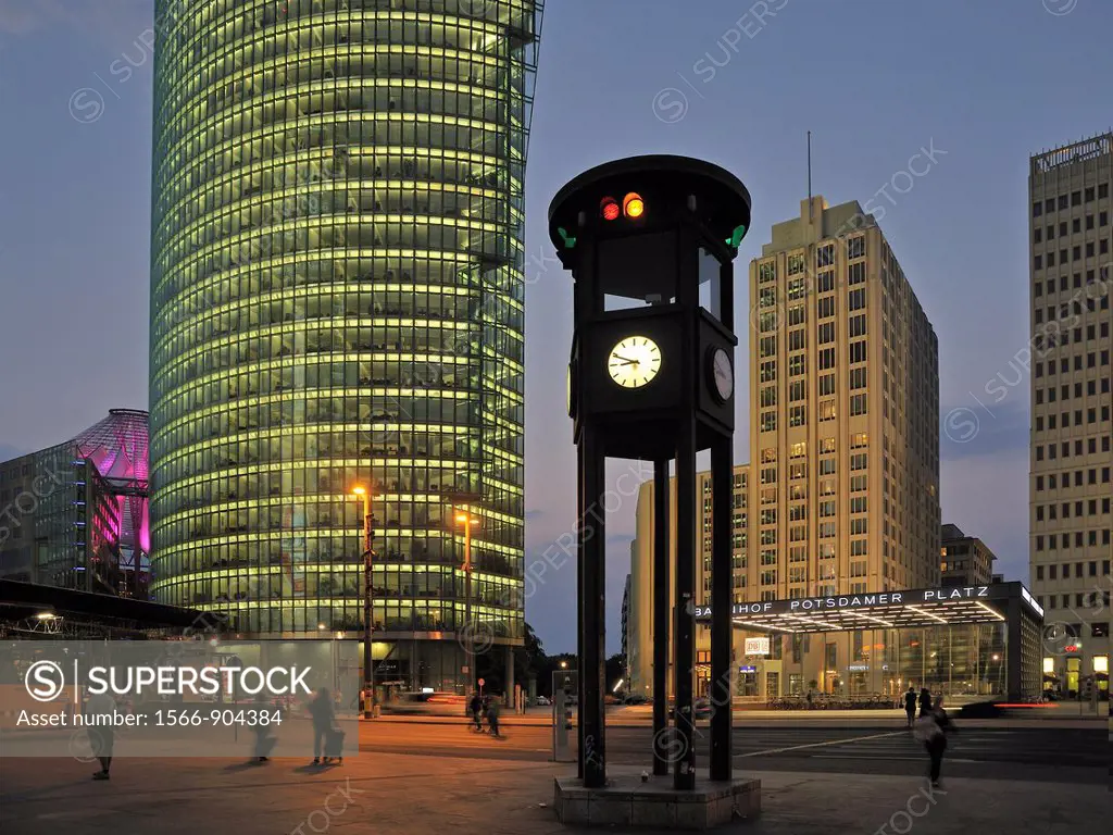 Potsdamer Platz with Bahn Tower and Beisheim-Center right, Tiergarten, Berlin-Mitte, Berlin, Germany