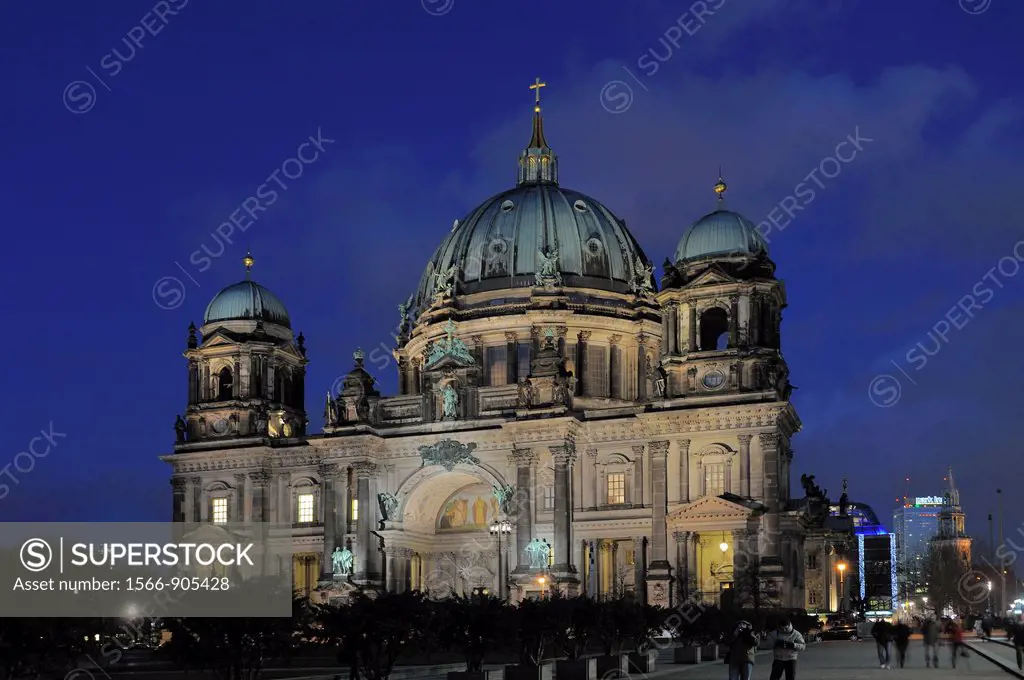 Berlin cathedral, view from the Lustgarten, pleasure ground, which is part of the Museum Island, built 1895-1905 bv Julius Raschdorff, Fernsehturm, Be...
