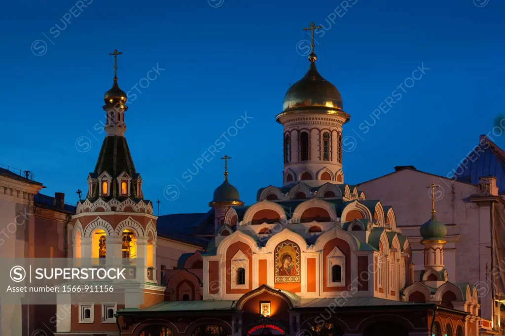 Russia, Moscow Oblast, Moscow, Red Square, Kazan Cathedral, evening