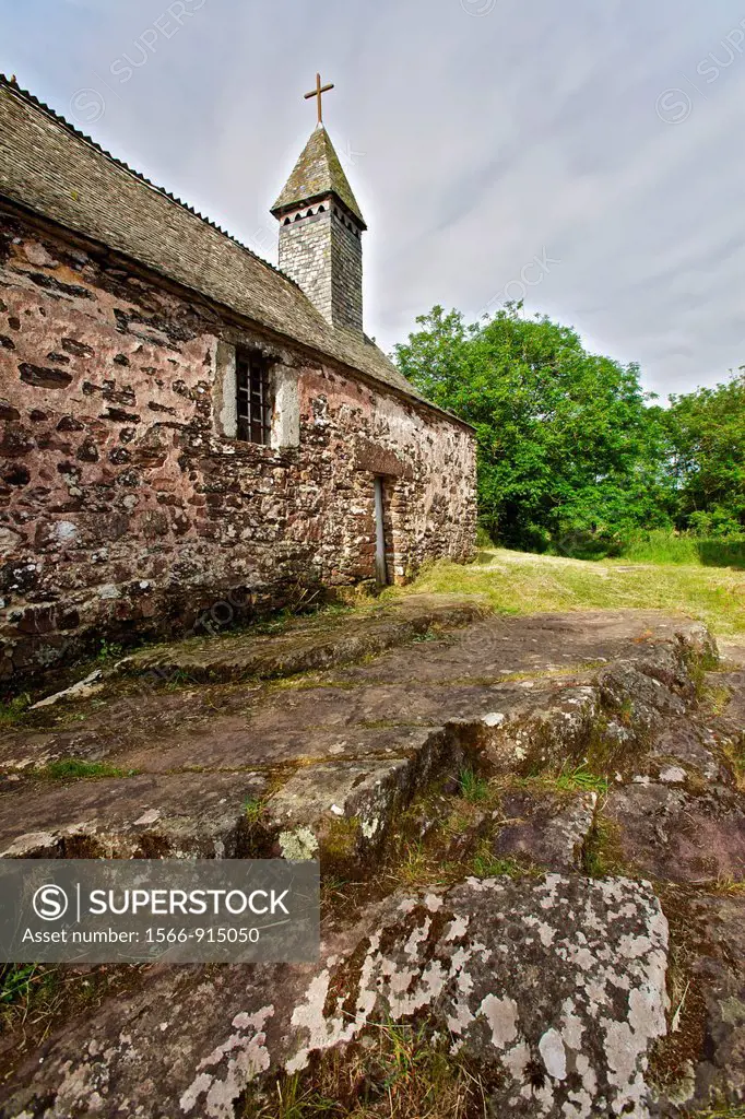 chapel st jean. broceliande, A priori established by the Hospitaller Order of St. John of Jerusalem, it would seem that the chapel was departing the p...