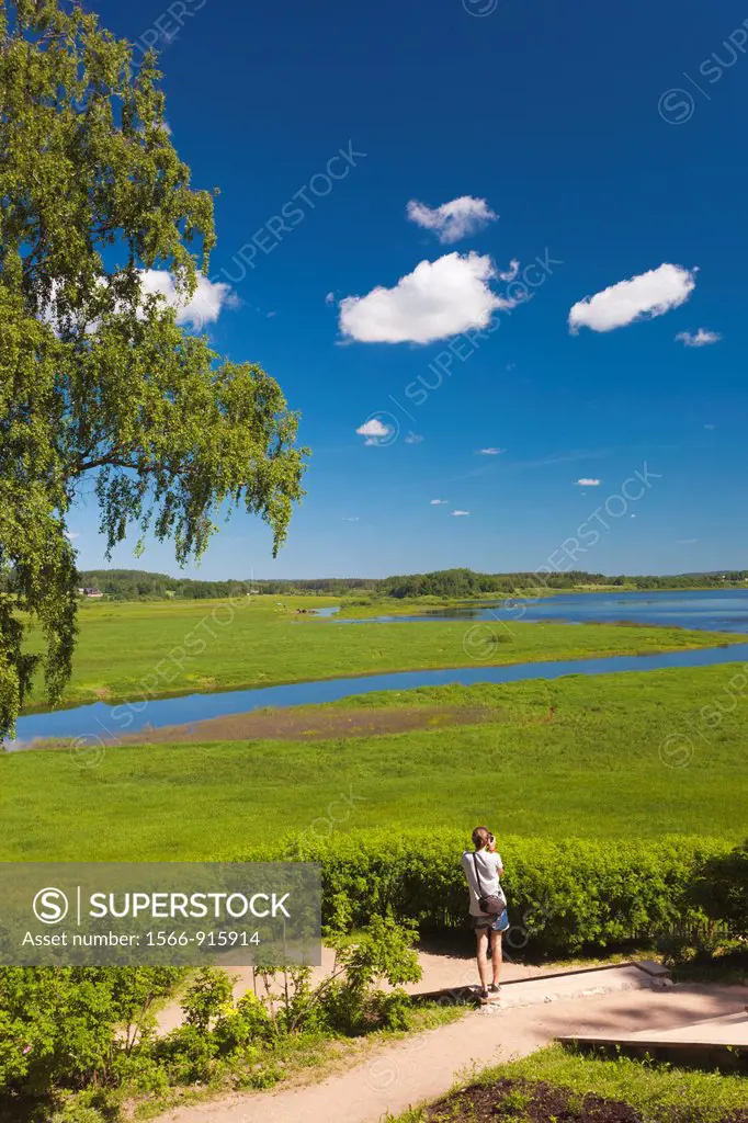 Russia, Pskovskaya Oblast, Pushkinskie Gory, landcape at Mikhailovskoye, the Alexander Pushkin Preserve, estate of famous Russian poet