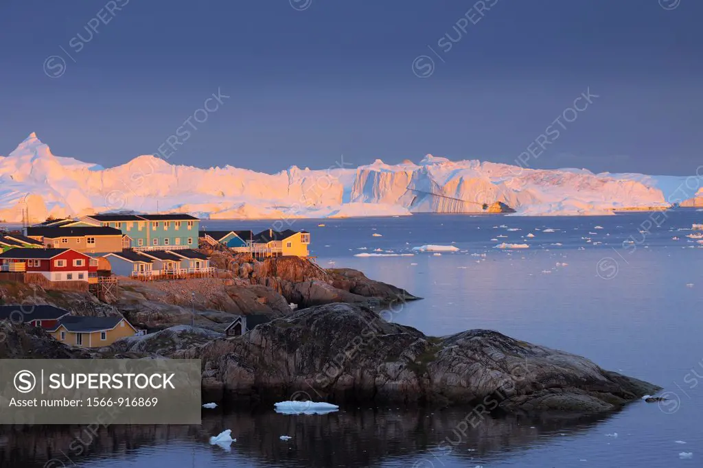 Town of Ilulissat at dawn, Disko Bay, Jakobshavn Glacier, Icefjord, Greenland