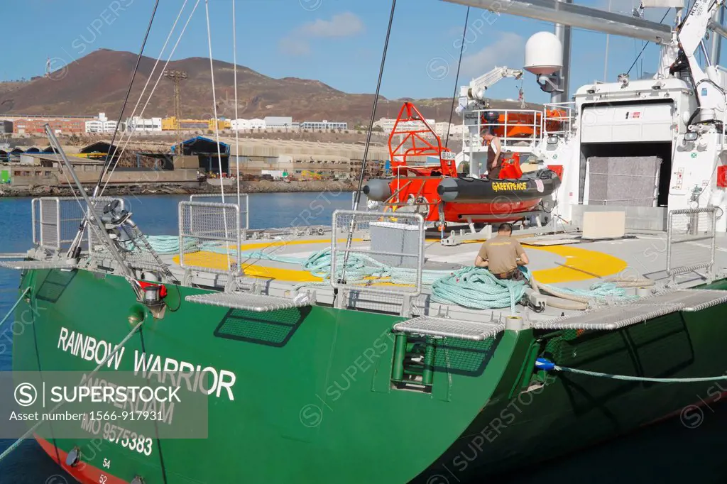 Crew working on Helipad on Greenpeace´s new Rainbow Warrior ship Rainbow Warrior 111 in Las Palmas, Gran Canaria, en route to New York in January 2012...