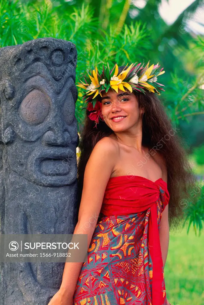 Polynesian woman with tiki, French Polynesia