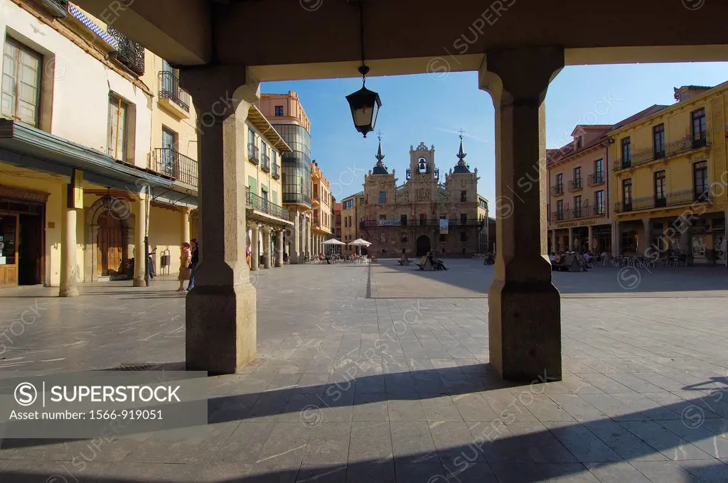 Town Hall on Plaza Mayor (main square), Astorga, Silver Route, Leon province, Castilla y Leon, Spain