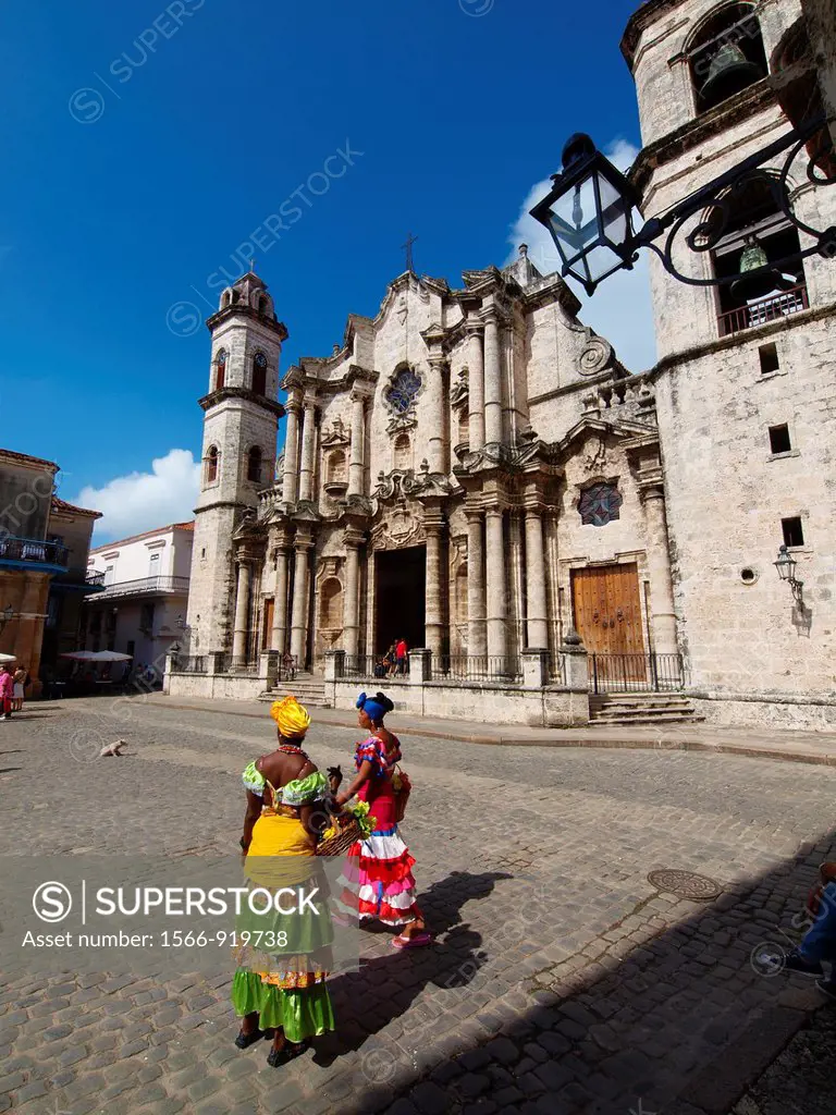 Cathedral square  Old Havana  Cuba