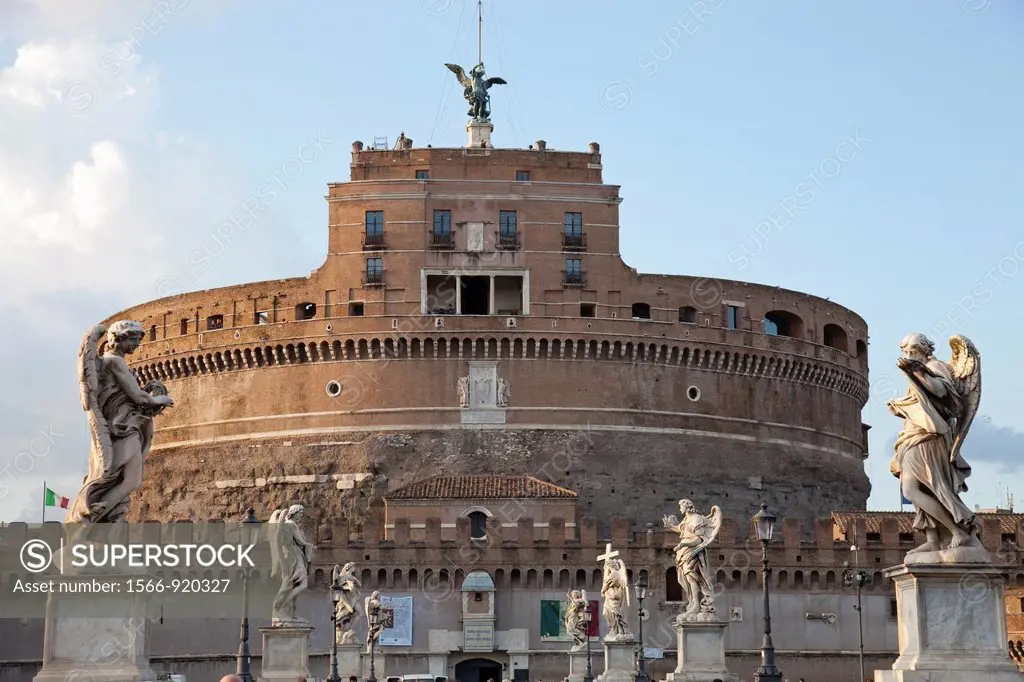 The Papal fortress of Castel Sant´Angelo and the bridge over Tiber river, Rome, Italy, Europe