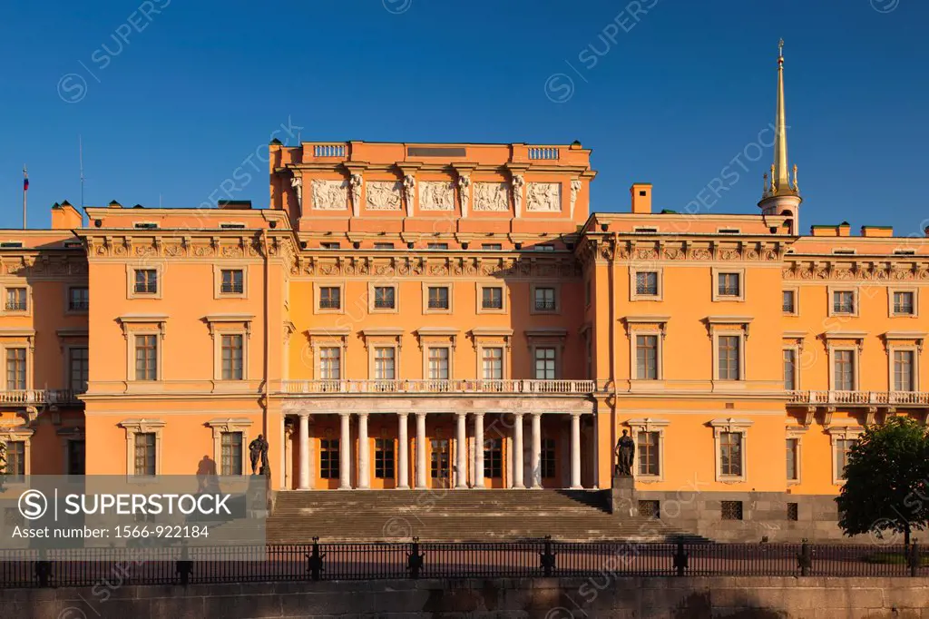 Russia, Saint Petersburg, Center, Mikhailovsky Castle, Engineers Castle, Moyka River, sunset