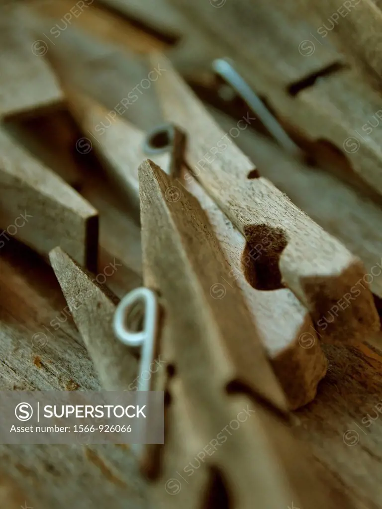 wood clothespins