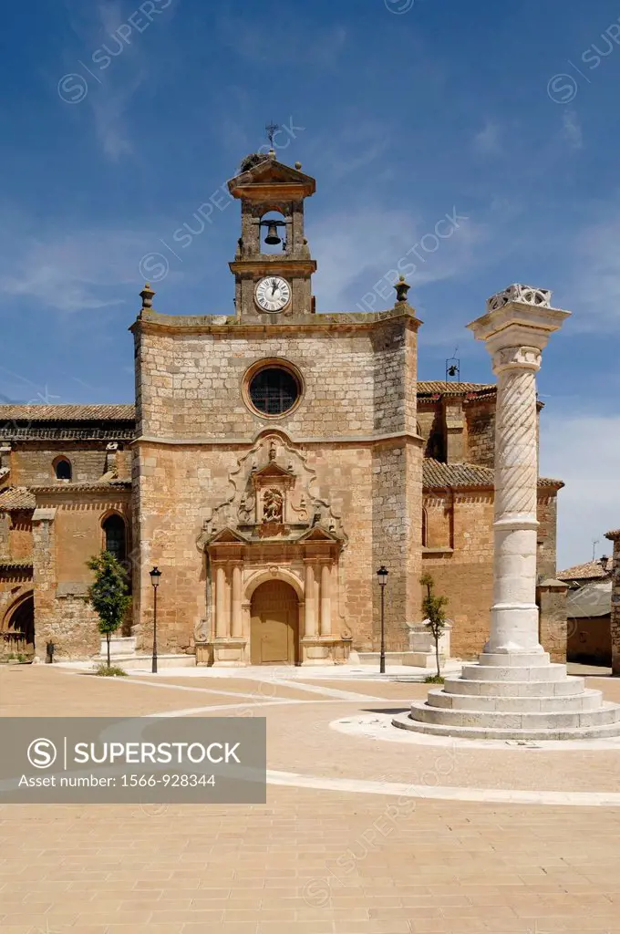 San Miguel church and main square, Mahamud, Burgos, Castile y Leon, Spain