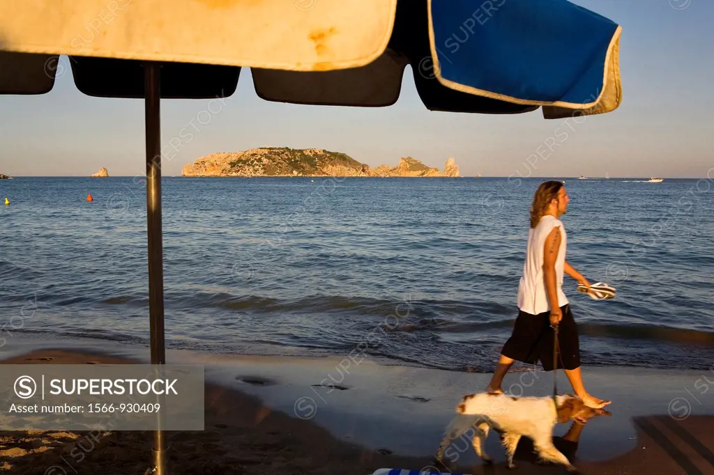 L´Estartit  Gran beach  In background Medes Islands Costa Brava  Girona province  Catalonia  Spain