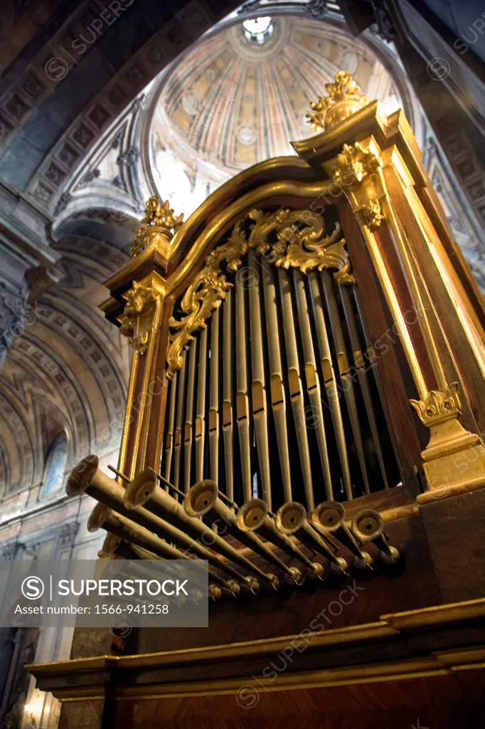 Old pipe organ, Basilica da Estrela, Lisbon
