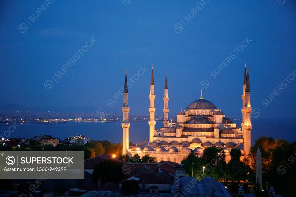 The Blue Mosque or in its Turkish name Sultan Ahmet Camii. Istanbul, Turkey.