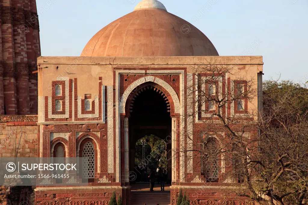 India, Delhi, Alai Darwaza, gate, Qutb Minar Complex.