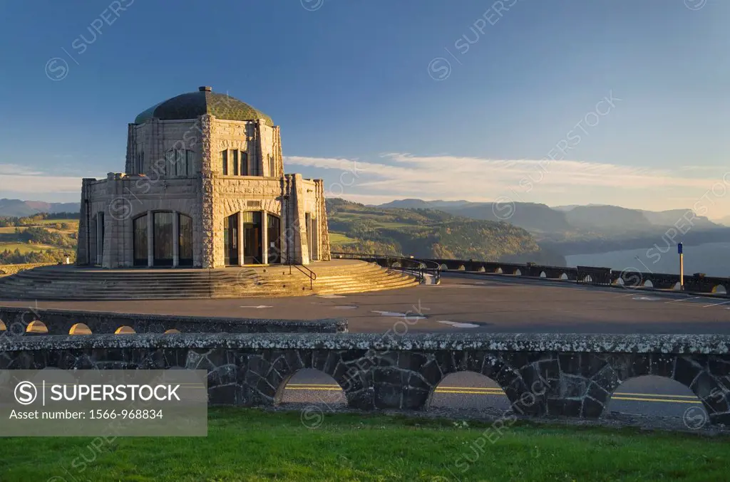 Vista House at Crown Point, Columbia River Gorge National Scenic Area Oregon