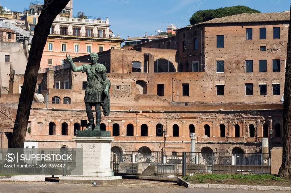 Statue of Emperor Trajan in front of Trajan´s Market, Rome, Latium, Italy