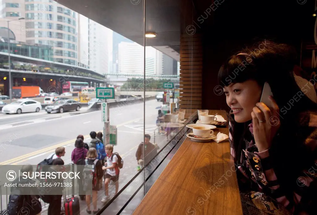 girl phoning in Hongkong