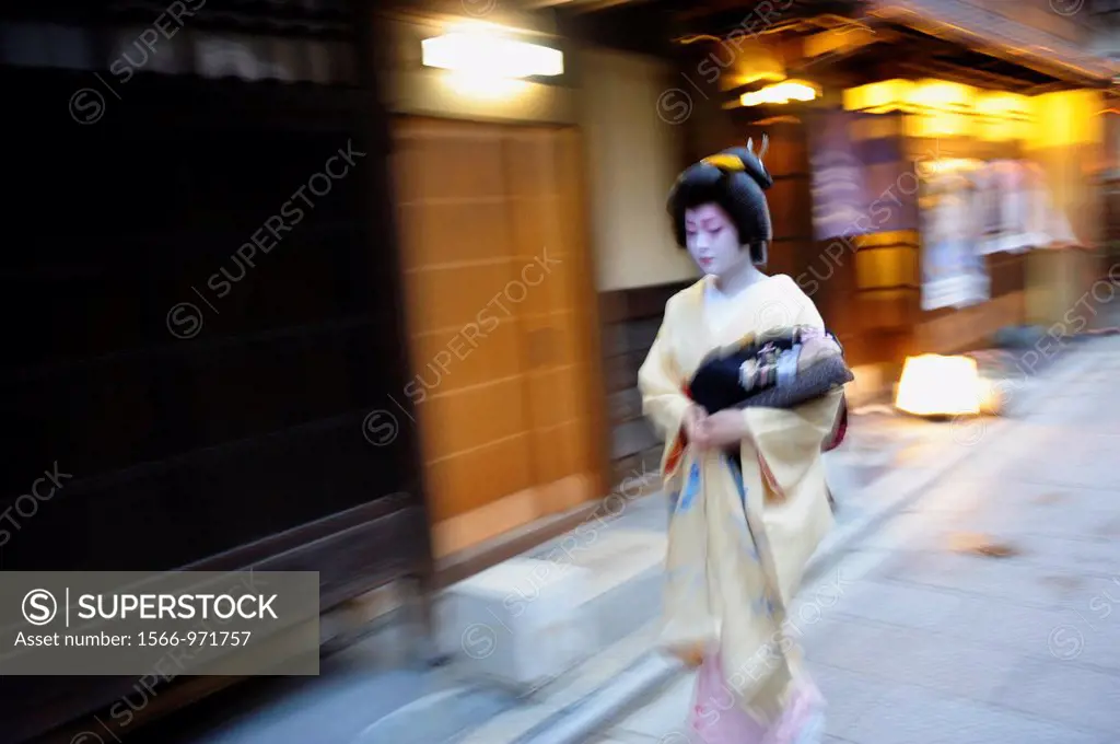Asia,Japan,Kyoto, Gion district,geisha