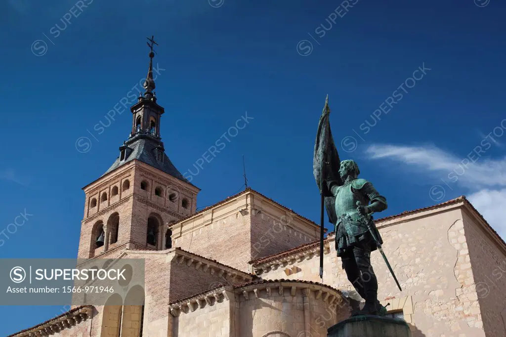 Spain, Castilla y Leon Region, Segovia Province, Segovia, Plaza San Martin and San Martin Church