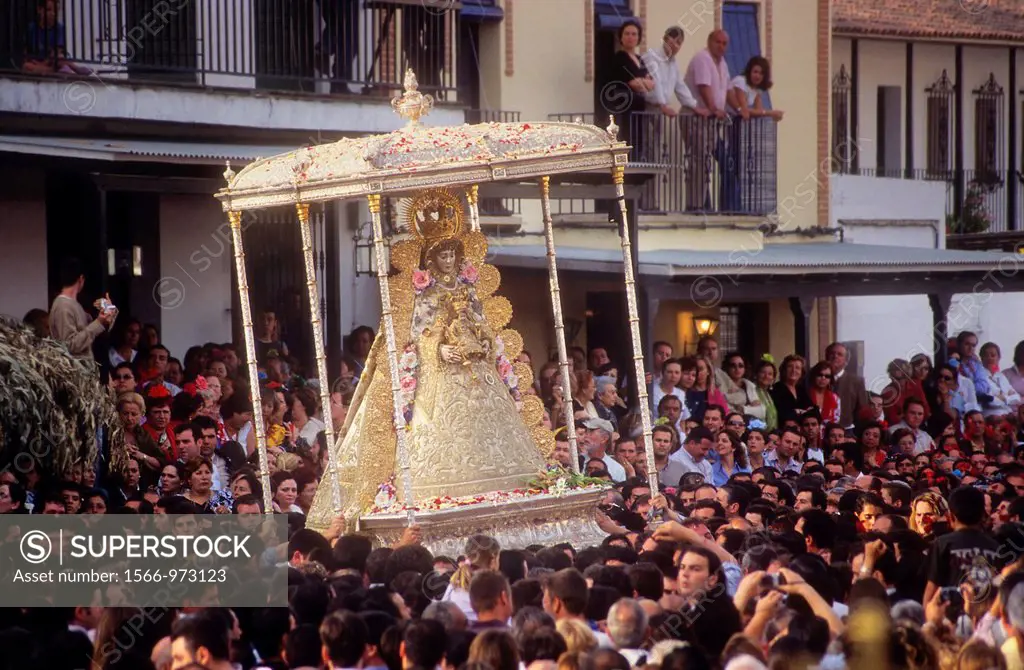 Romería, pilgrimage, at El Rocío, Blanca Paloma, virgin procession, Almonte, Huelva province, Spain