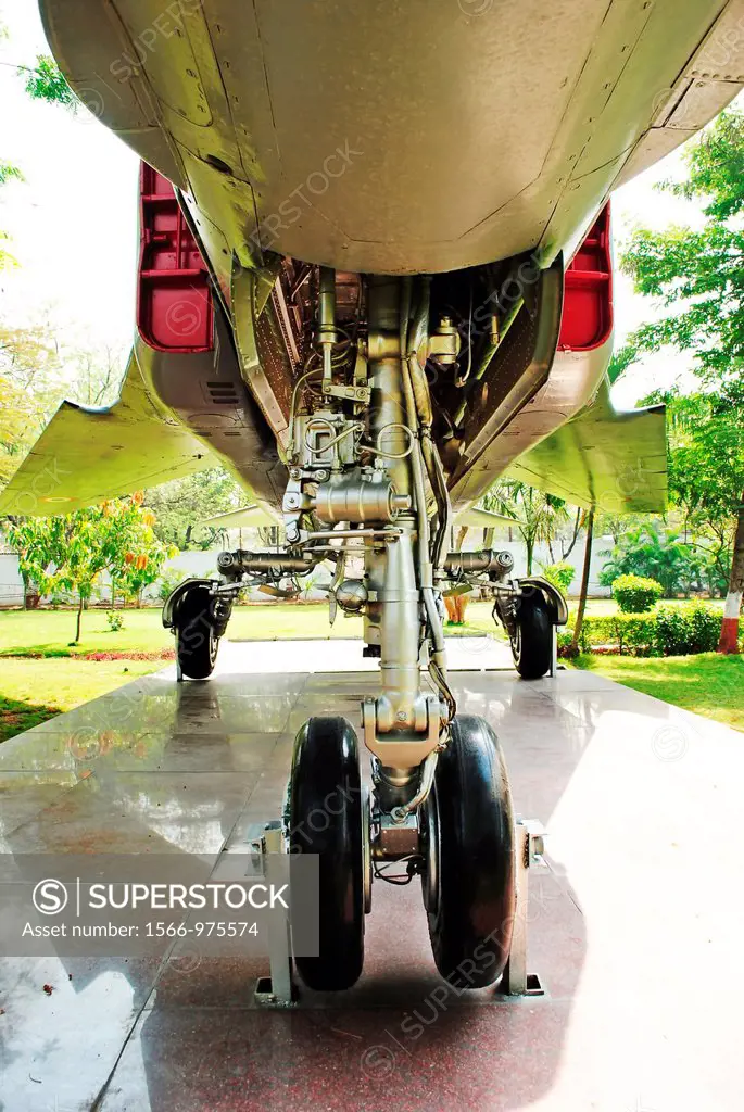 Retractable landing gear, combat aircraft, nose gear Poona, Maharashtra, India