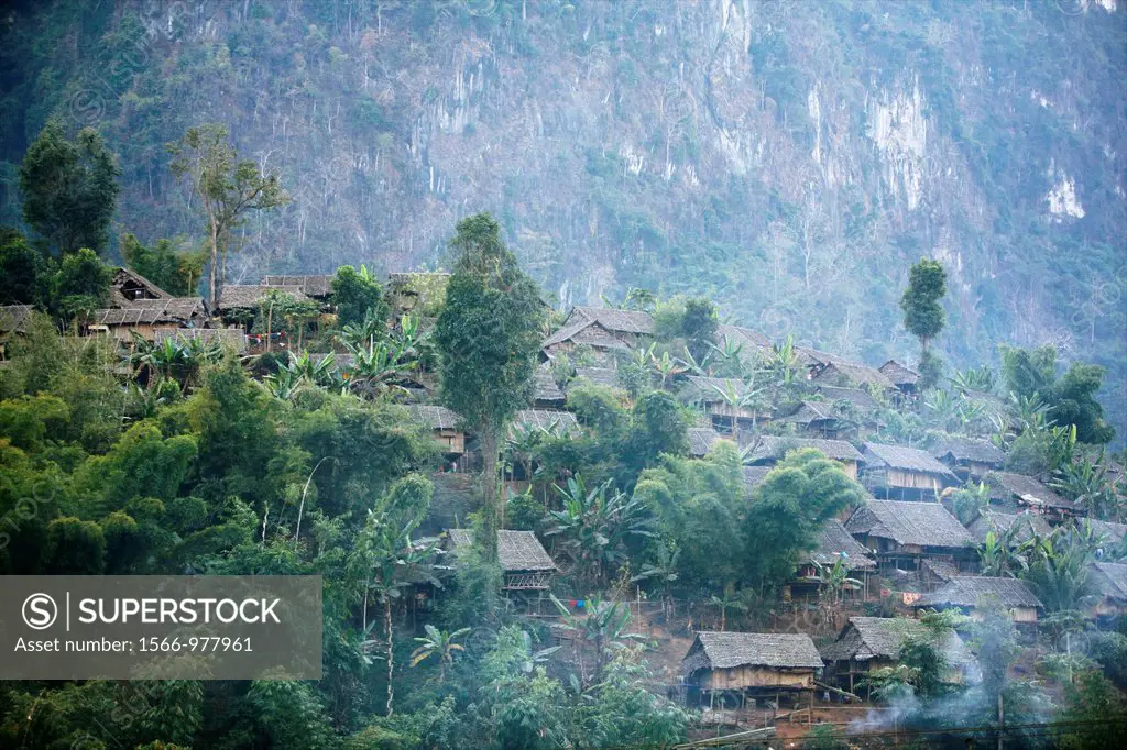 Family huts on a hillside in Mae Sot Around 130,000 Burmese refugees have settled in Thailand due to opression in their homeland of Myanmar Burma Appr...