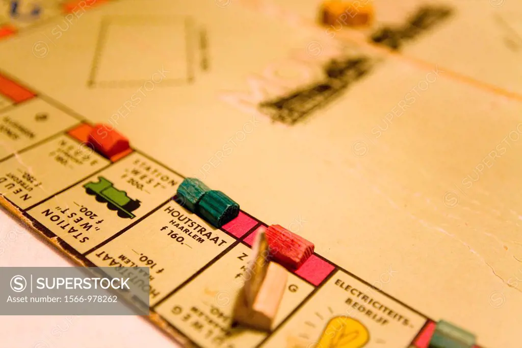 Monopoly game exist already for many generations This version dates from the second world war