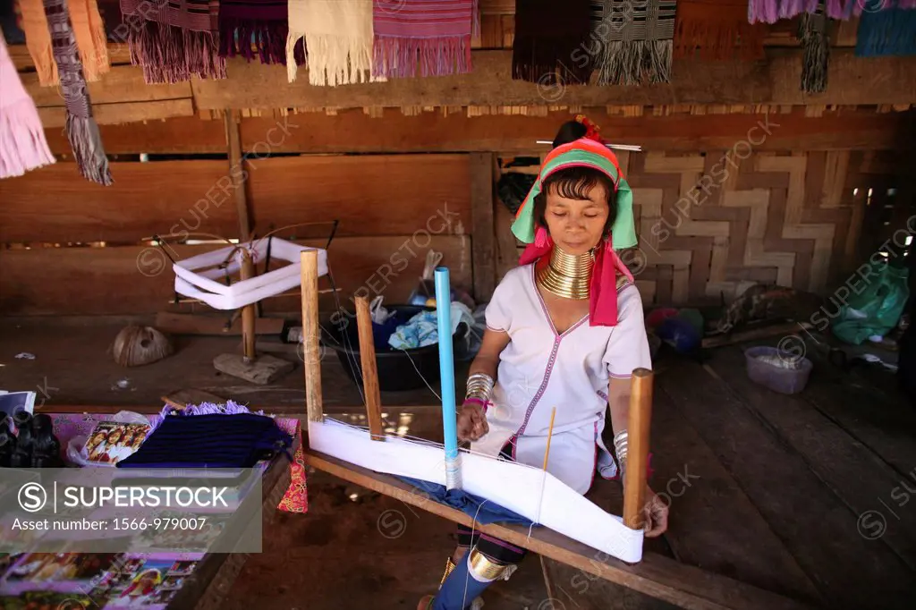 A Longneck woman weaving Approximately 300 Burmese refugees in Thailand are members of the indigenous group known as the Longnecks The largest of the ...