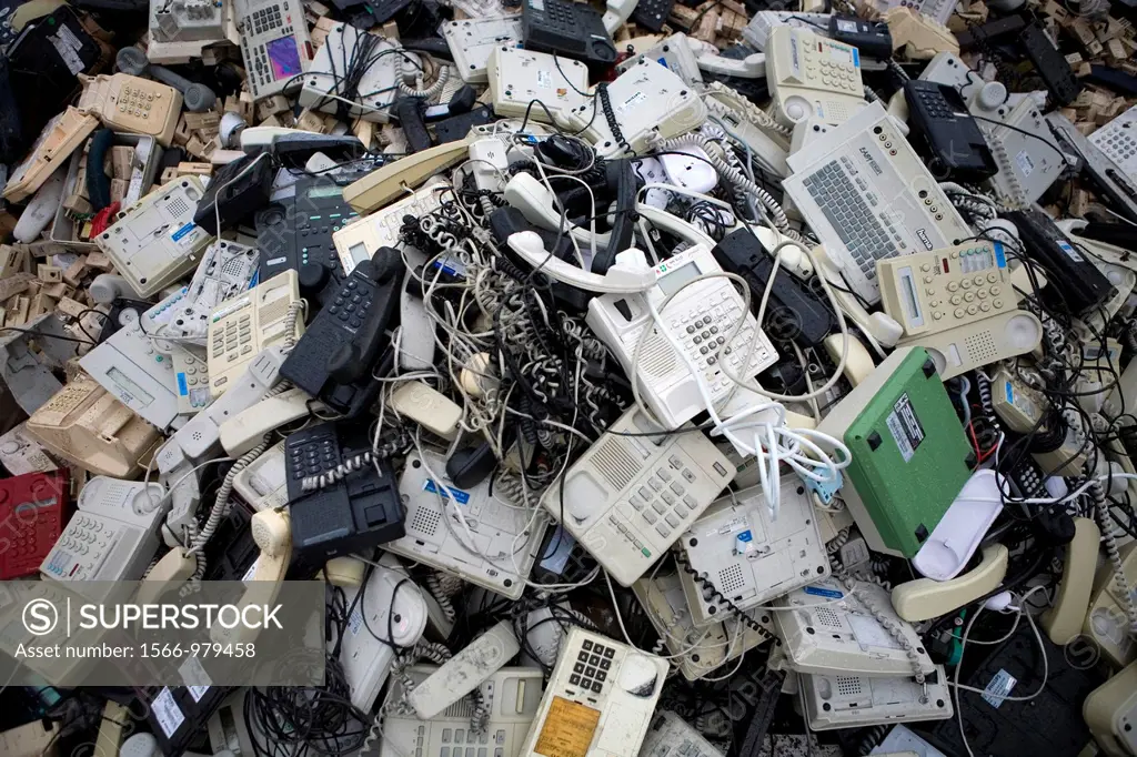 Recycling of telephones All municipalities in The Netherlands are required to provide known collection points for recyclable and/or hazardous material...